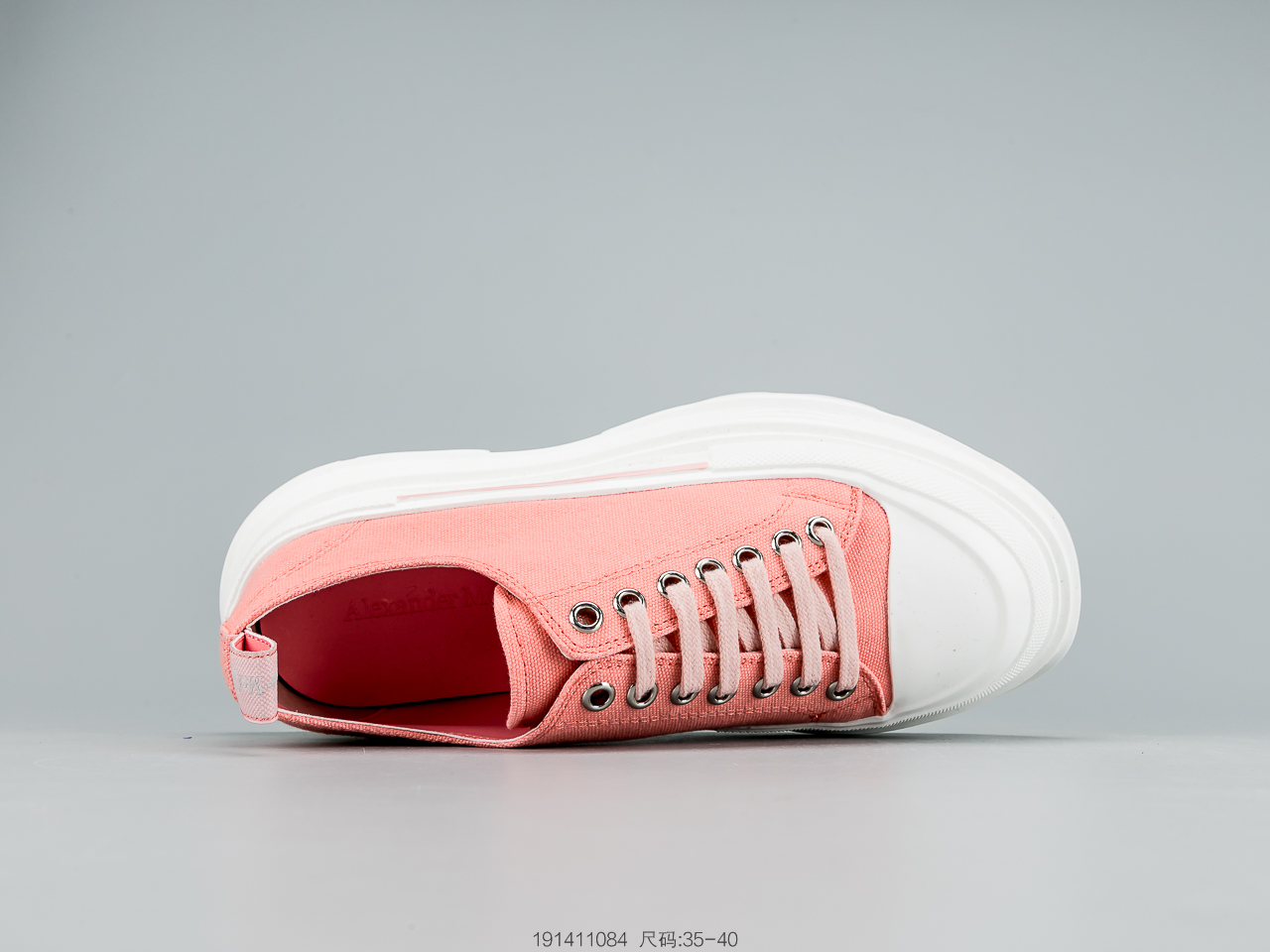 260 麦昆Alexander McQueen 2020春夏新款 麦昆 全白 亚历山大系带增高显瘦显腿长帆布鞋