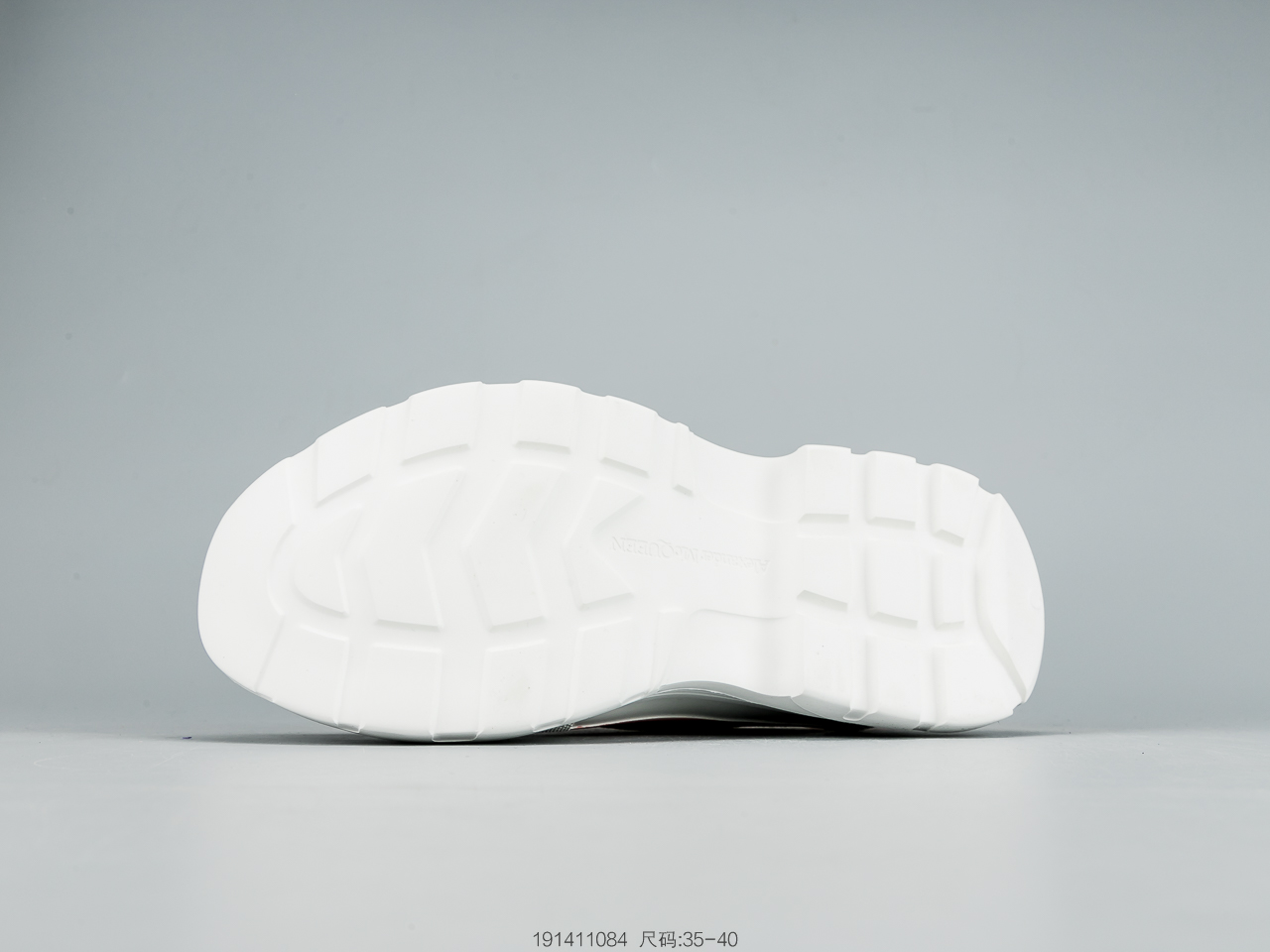 260 麦昆Alexander McQueen 2020春夏新款 麦昆 全白 亚历山大系带增高显瘦显腿长帆布鞋