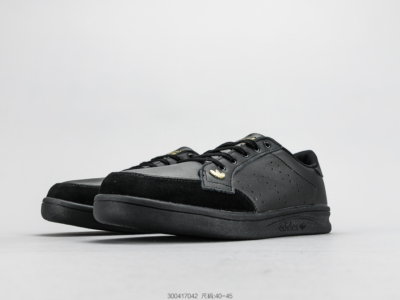 130 阿迪达斯Adidas Tubular Invader Strap 三叶草板鞋