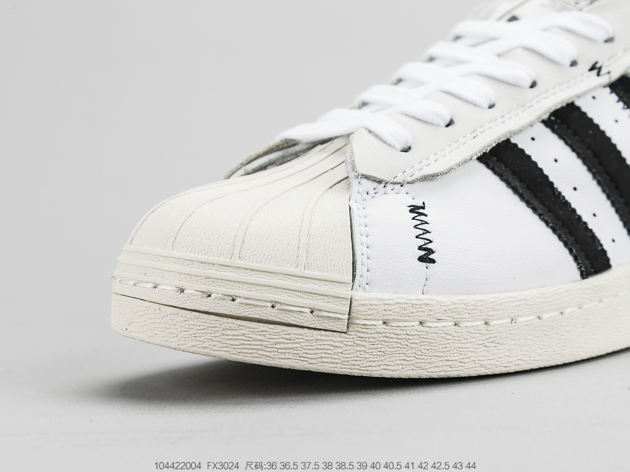 240头层 阿迪达斯 Original Superstar 50周 限年 FV302410-莆田鞋,莆田鞋货源,高仿鞋,高仿鞋货源,安福档口,莆田高仿鞋,莆田鞋批发,高仿鞋批发,莆田高仿运动鞋,高仿运动鞋,莆田运动鞋 240头层 阿迪达斯 Original Superstar 50周 限年 FV302410