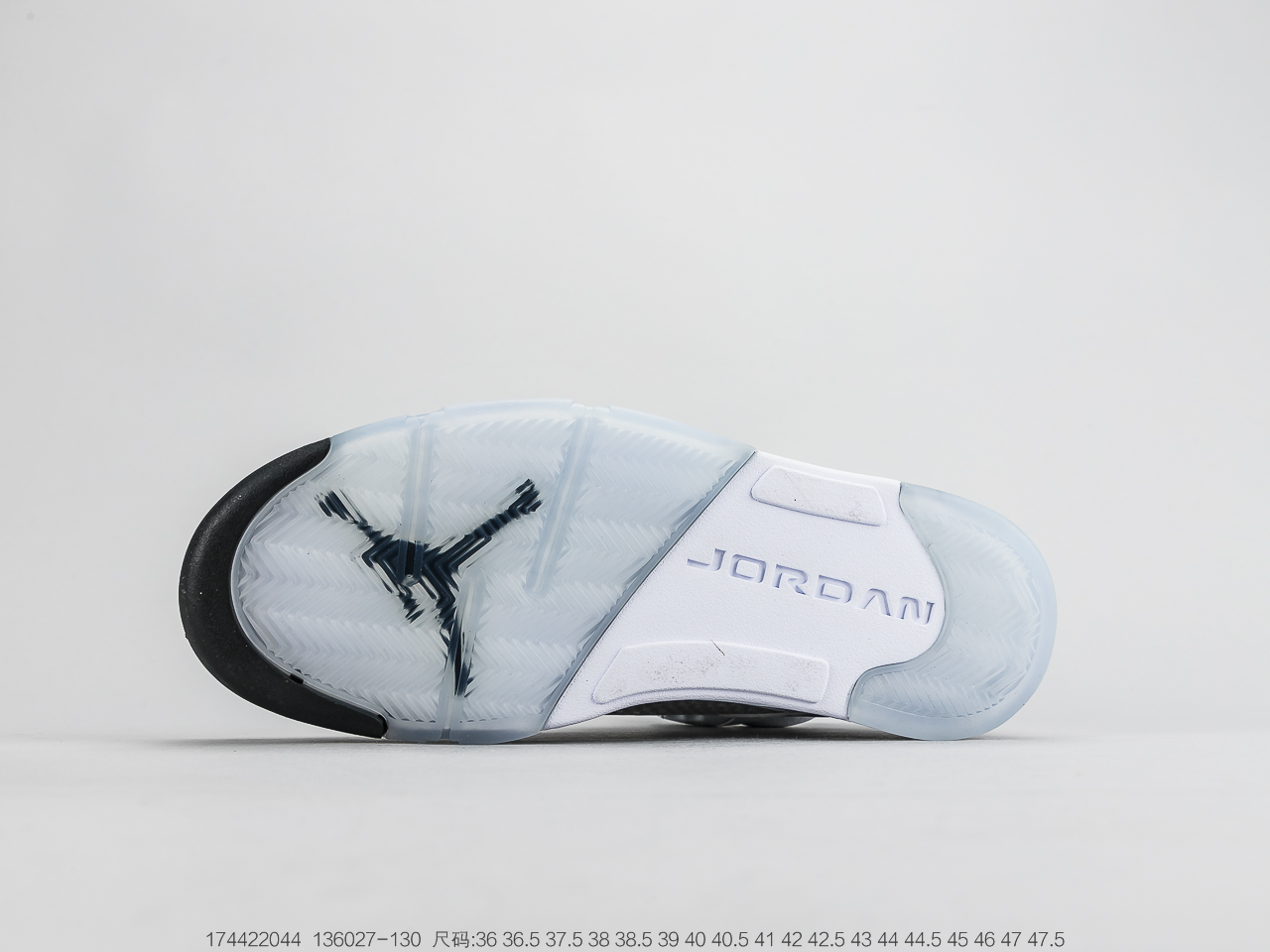 240 耐克 Nike Air Jordan 5xOFF White“梵蒂冈 AJ5时尚休闲运动篮球鞋 136027-130