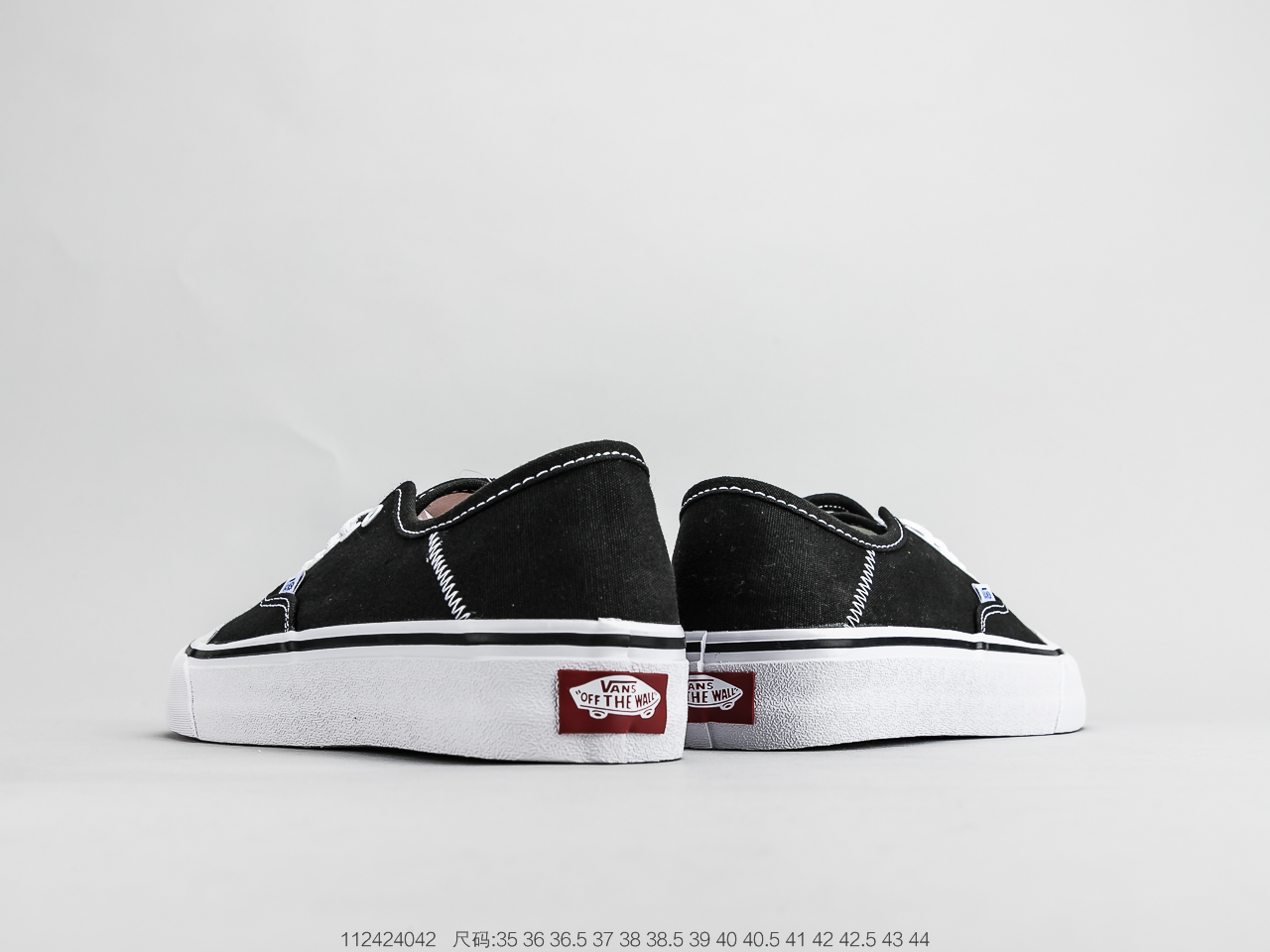 130 小红书推荐榜第一名 神仙百搭配色 Vans范斯 运动休闲系列 Vans Vault高端支线低帮男女黑色