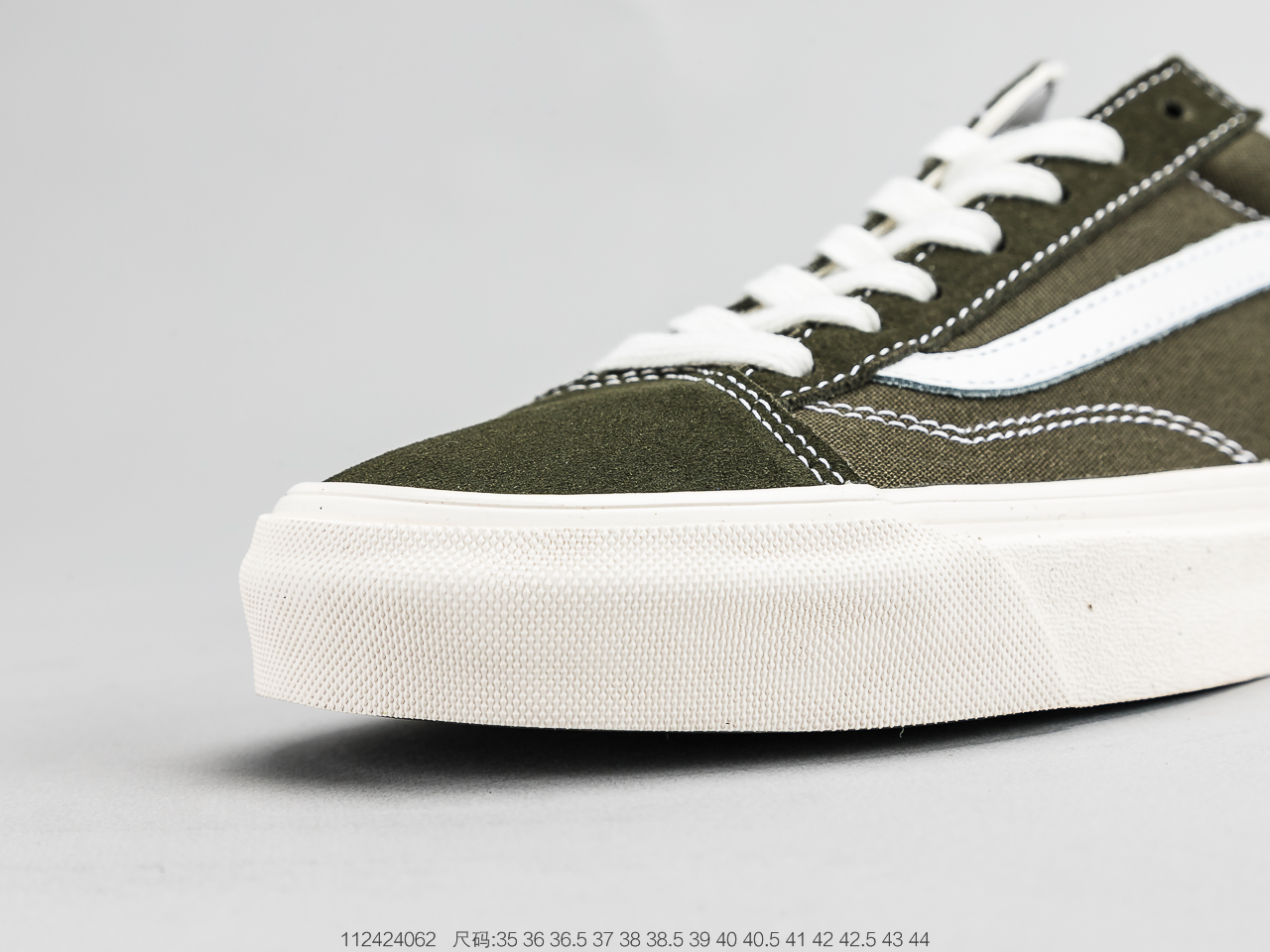 140 万斯VANS 范斯 新款style 36低帮男女鞋赚足回头率