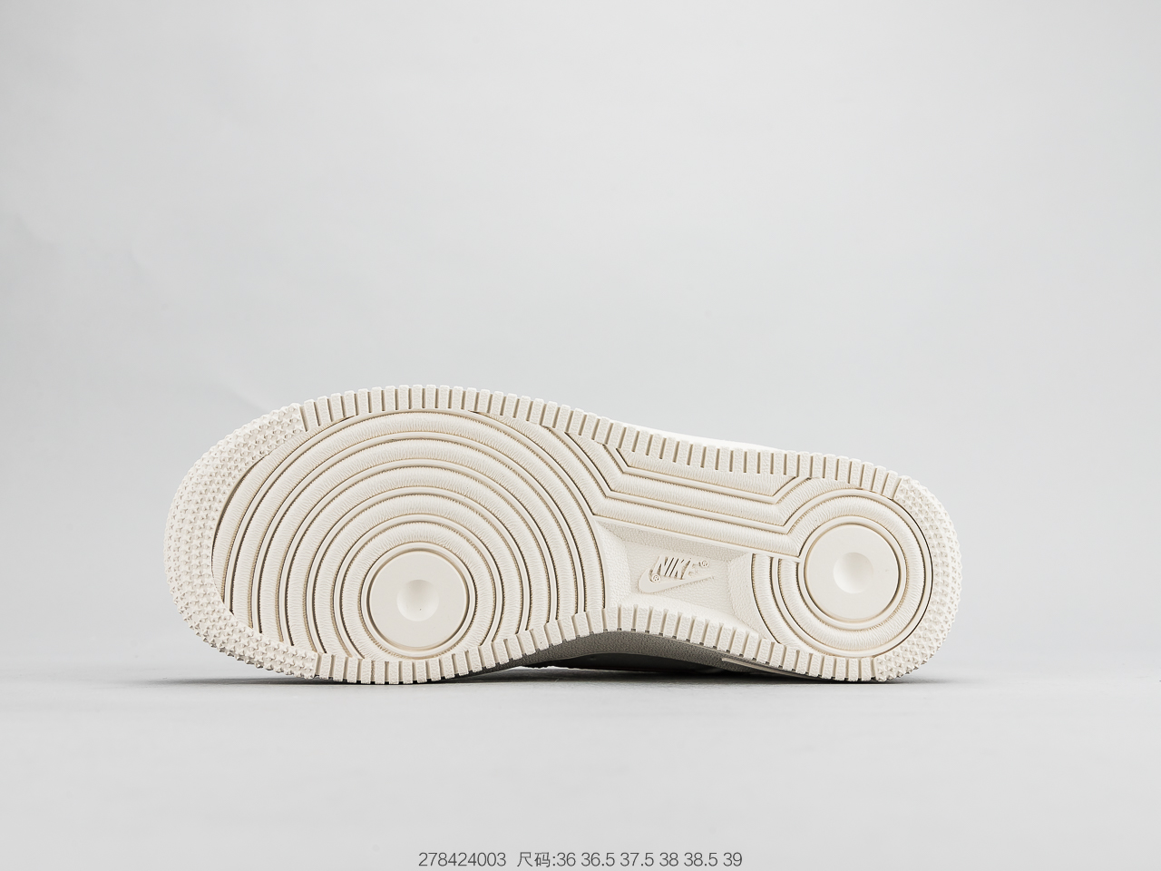 160 耐克Nike Air Force 1 '07 空军一号低帮运动休闲板鞋  315122-105