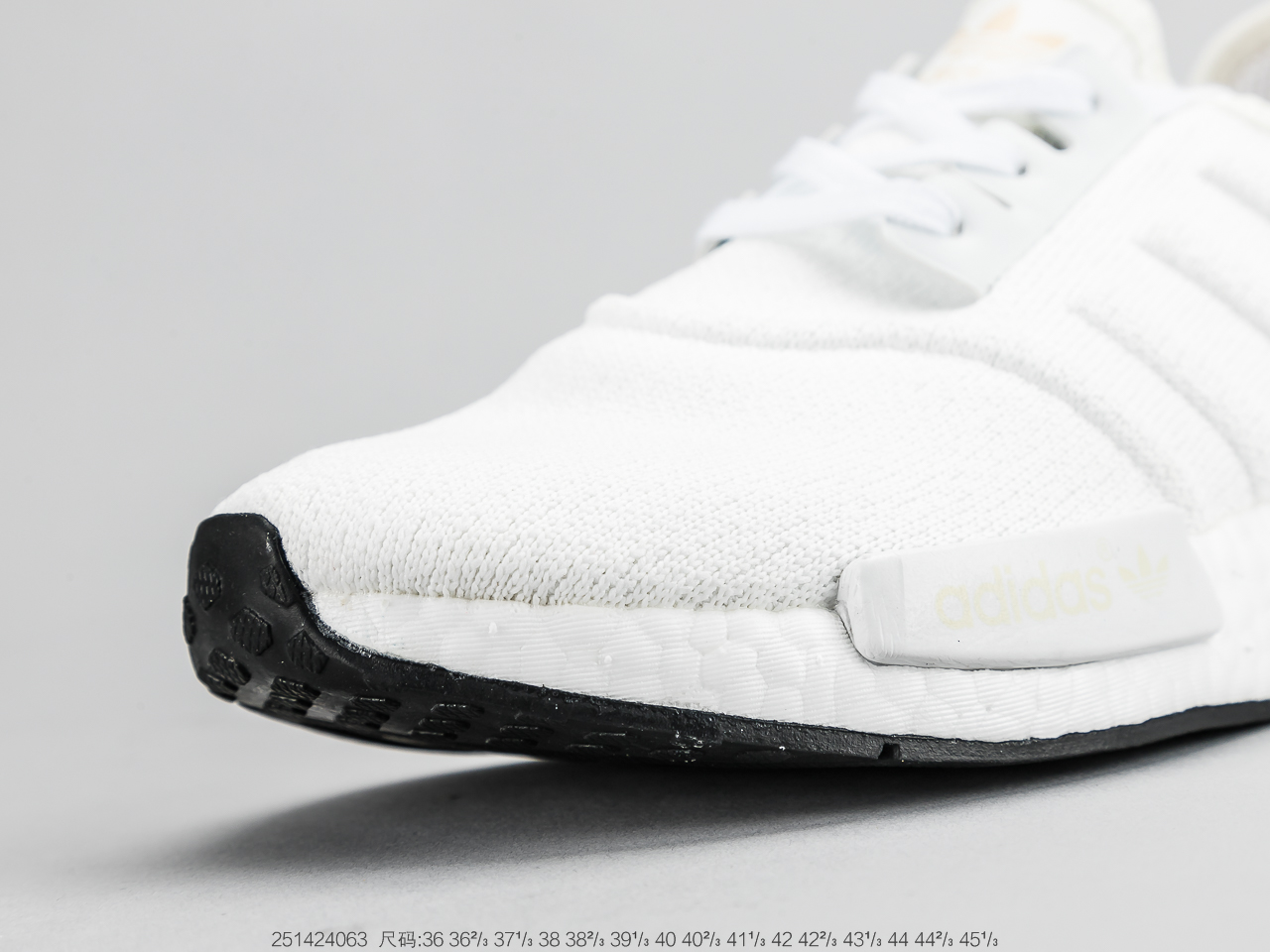 190公司级真爆 阿迪达斯Adidas NMD R-1 街头风经典百搭跑步鞋