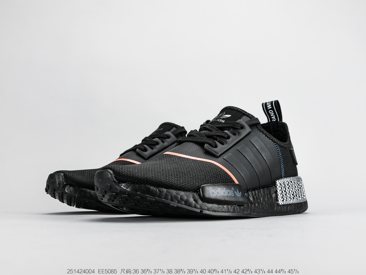 220公司级巴斯夫 阿迪达斯Adidas NMD R-1 街头风经典百搭跑步鞋