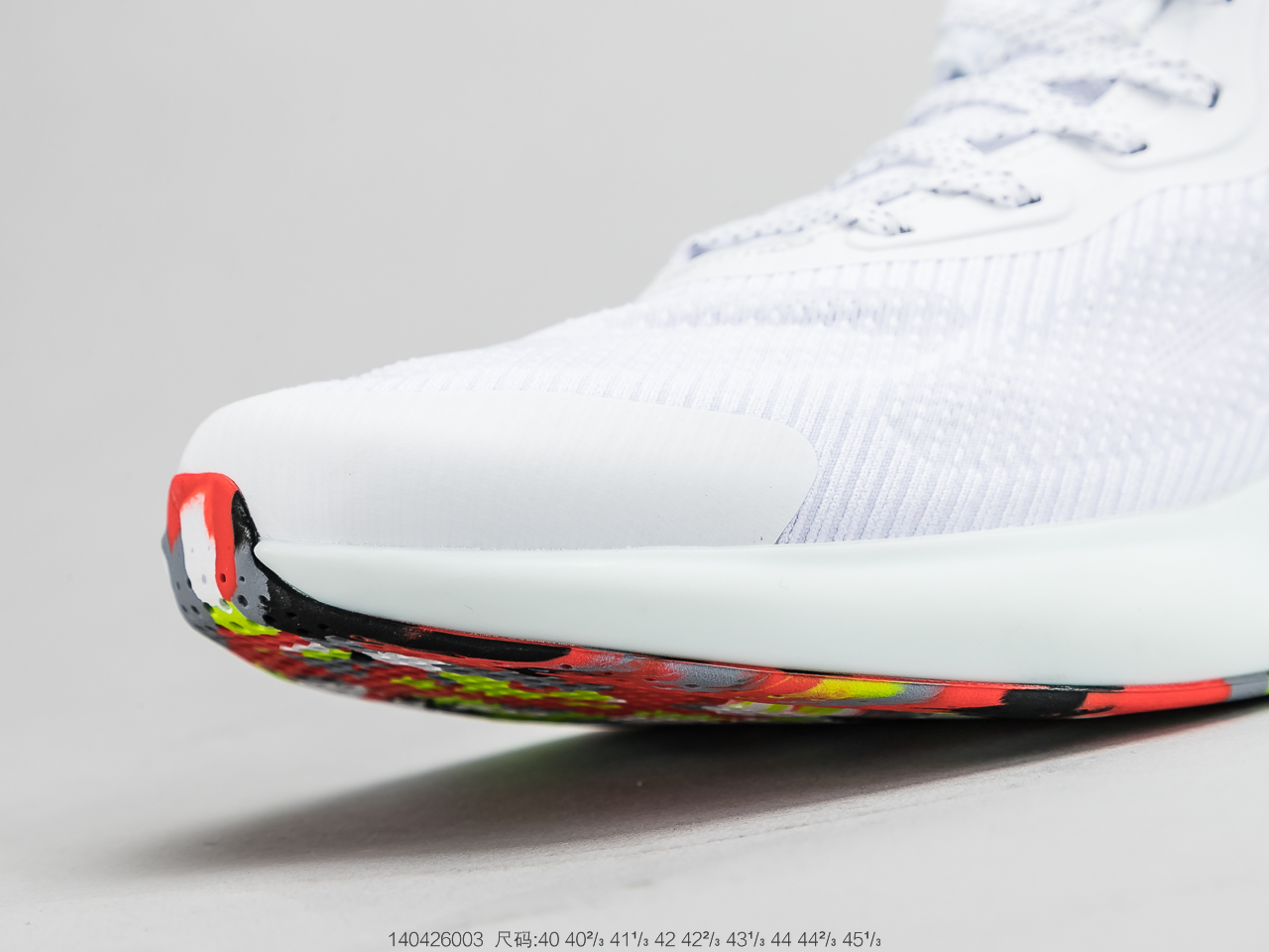 160 阿迪达斯 EG0527 AlphaBounce Beyond m 阿尔法 网面休闲跑步鞋