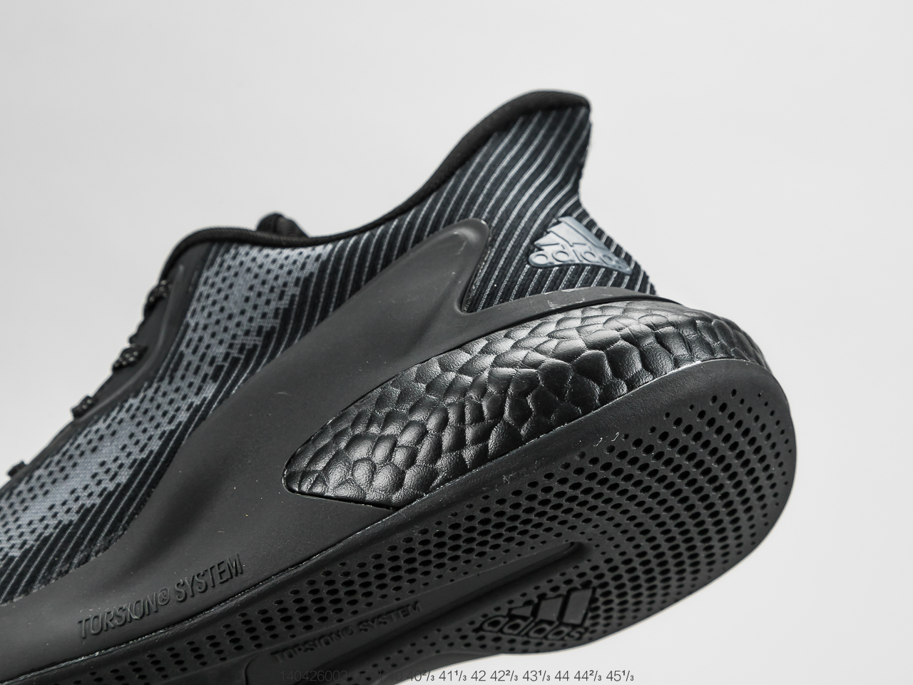 160 阿迪达斯 EG0530 AlphaBounce Beyond m 阿尔法 网面休闲跑步鞋