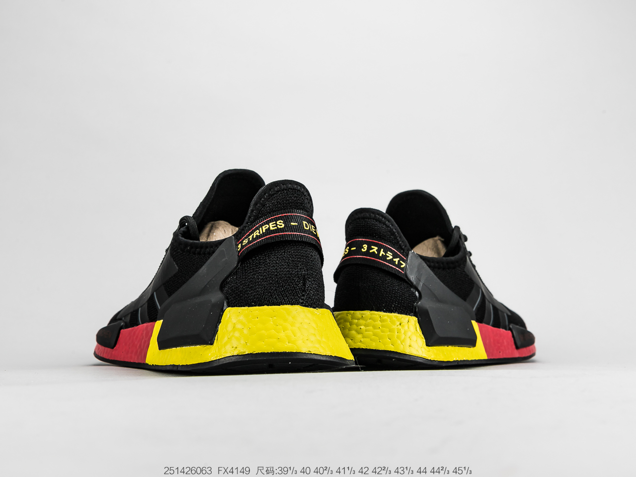 190公司级真爆 阿迪达斯Adidas NMD R-1 街头风经典百搭跑步鞋  FX4149