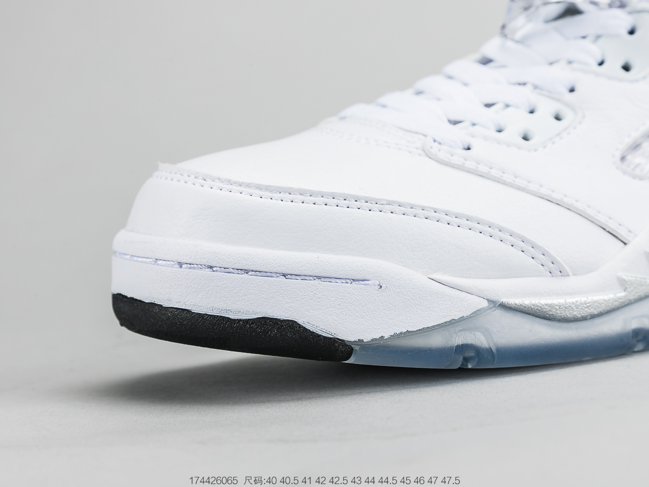 300 乔丹Air Jordan 5 Low GS “WhiteSilver” 乔5低帮白银  819172-122