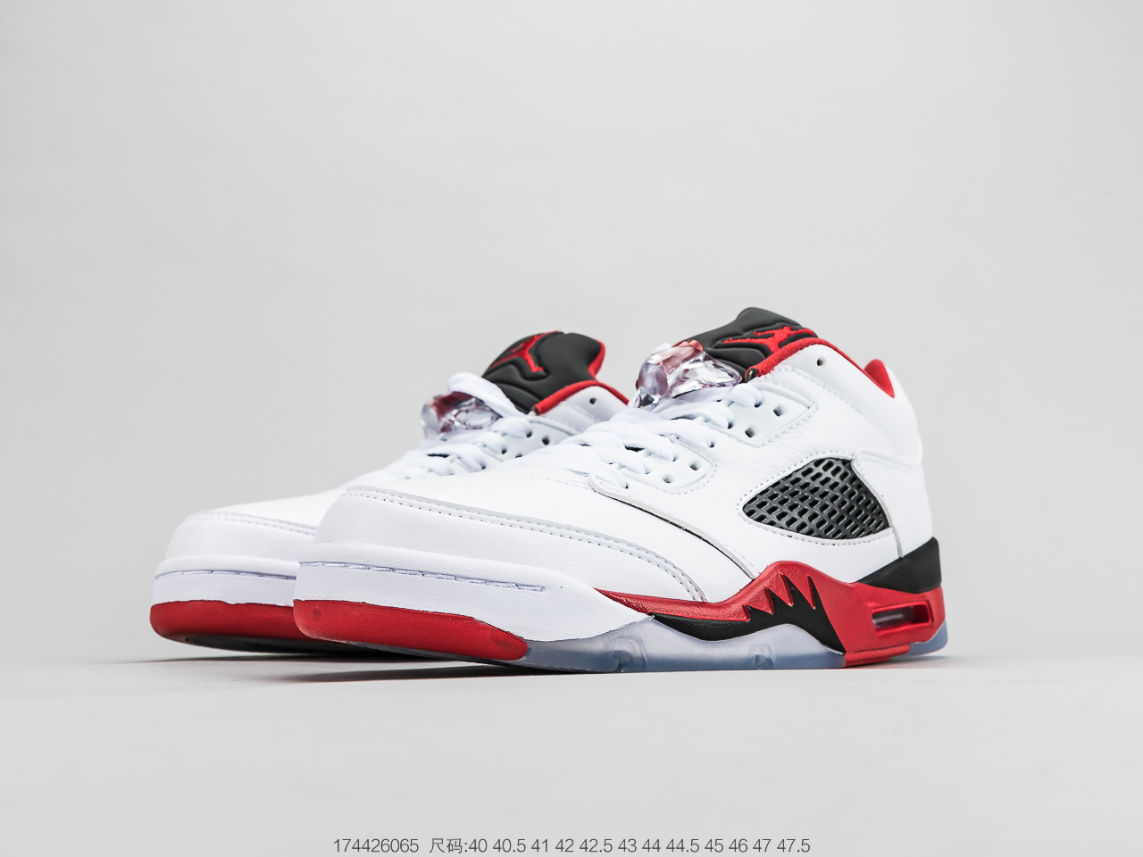 300 乔丹Air Jordan 5 Low GS “WhiteSilver” 乔5低帮白银
