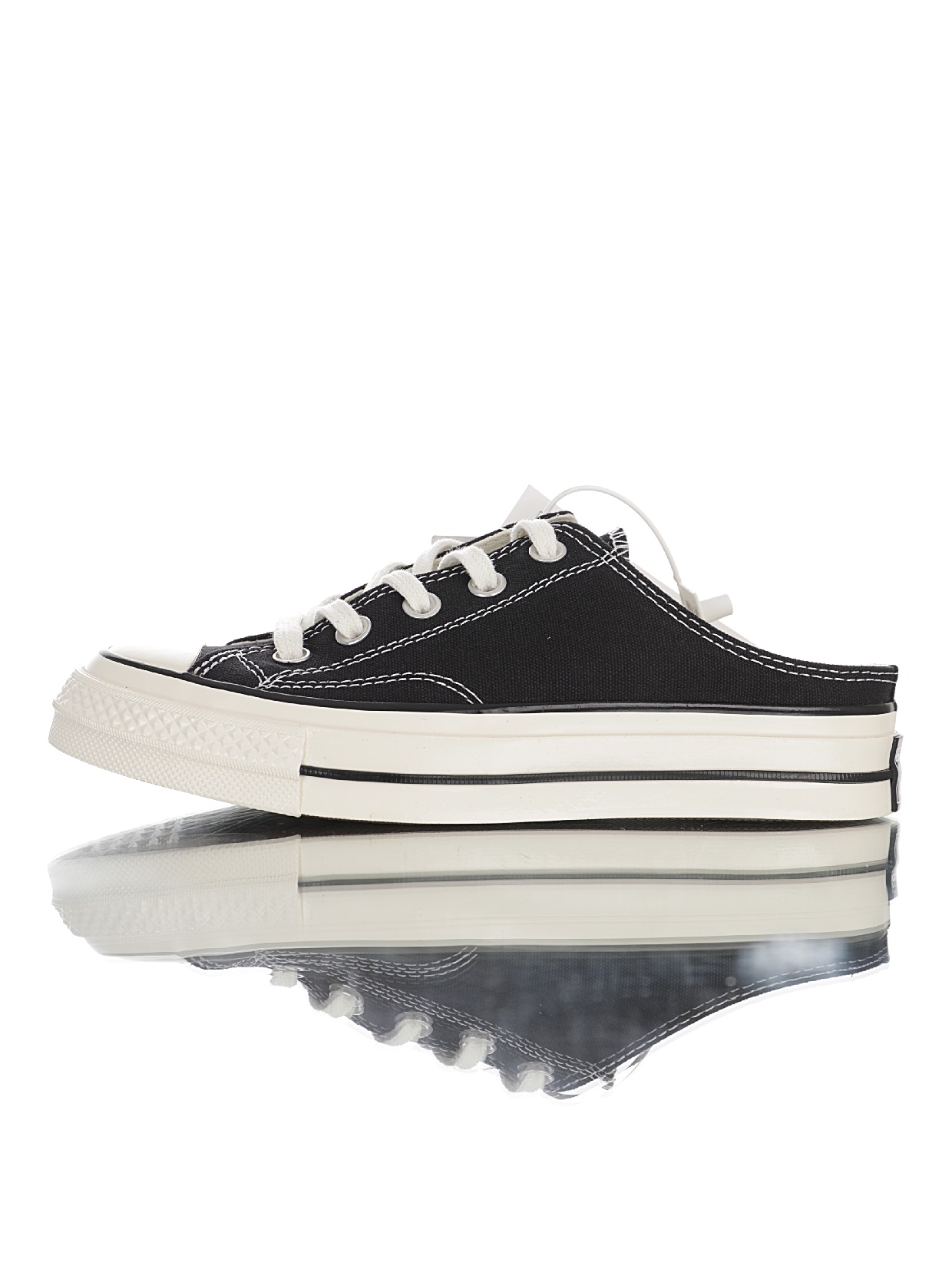 #匡威懒人鞋夏日必备# 2020夏季新款匡威Converse1970s 半拖黑色 懒人鞋 一脚蹬Chuck All Star 经典百搭系列  双围条蓝底原厂原楦开发1:1硫化真标,超高品质! 颜色:Black/黑色