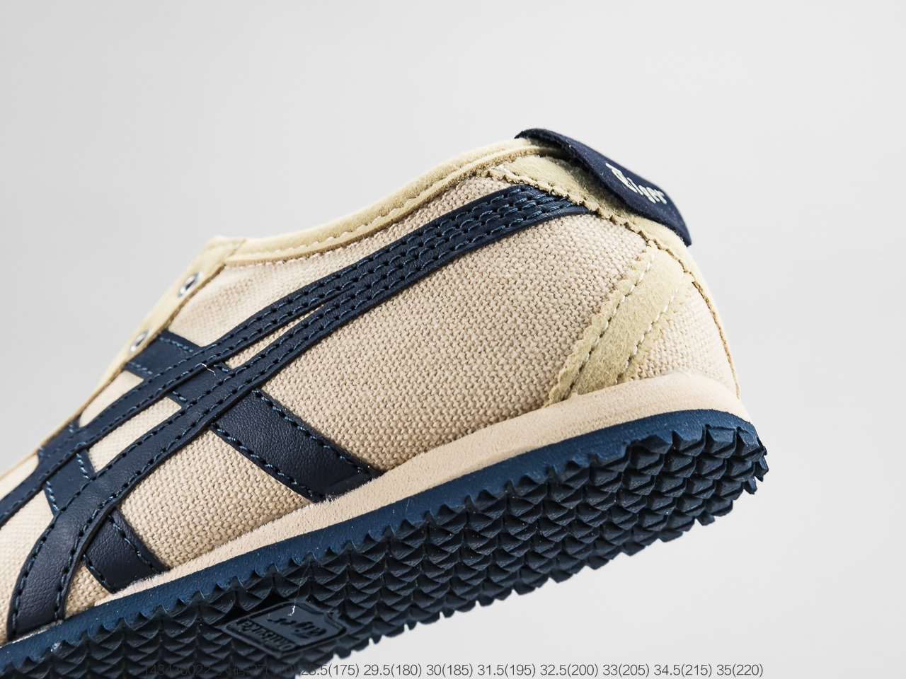 120 ASICS亚瑟士 Onitsuka Tiger mexico66 鬼冢虎小童鞋 鞋底采用耐磨防滑橡胶大底