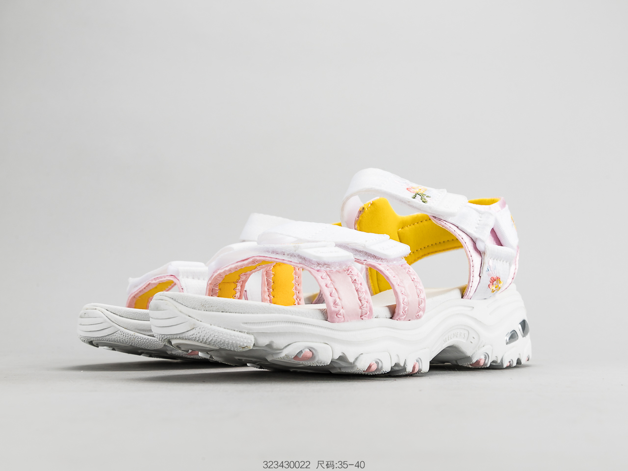 120 SKECHERS斯凯奇 凉鞋女鞋熊猫鞋绣花厚底松糕休闲沙滩鞋