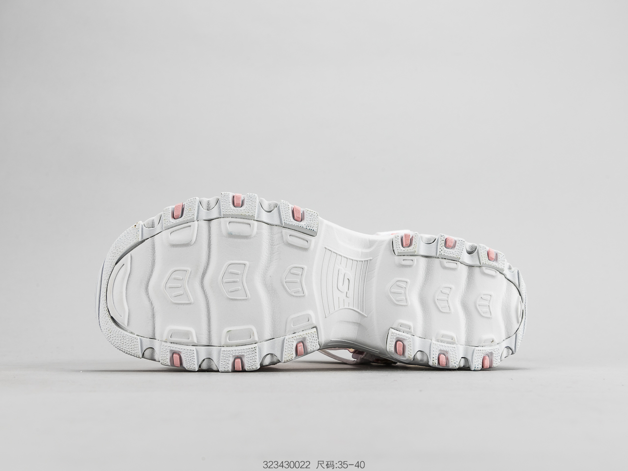 120 SKECHERS斯凯奇 凉鞋女鞋熊猫鞋绣花厚底松糕休闲沙滩鞋