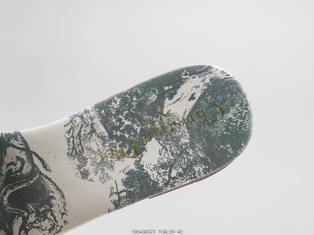 170  拖鞋系列  [Dior字母拖鞋] 迪奥拖鞋 2019早春款 4色可选 国内第一双原版巴黎人