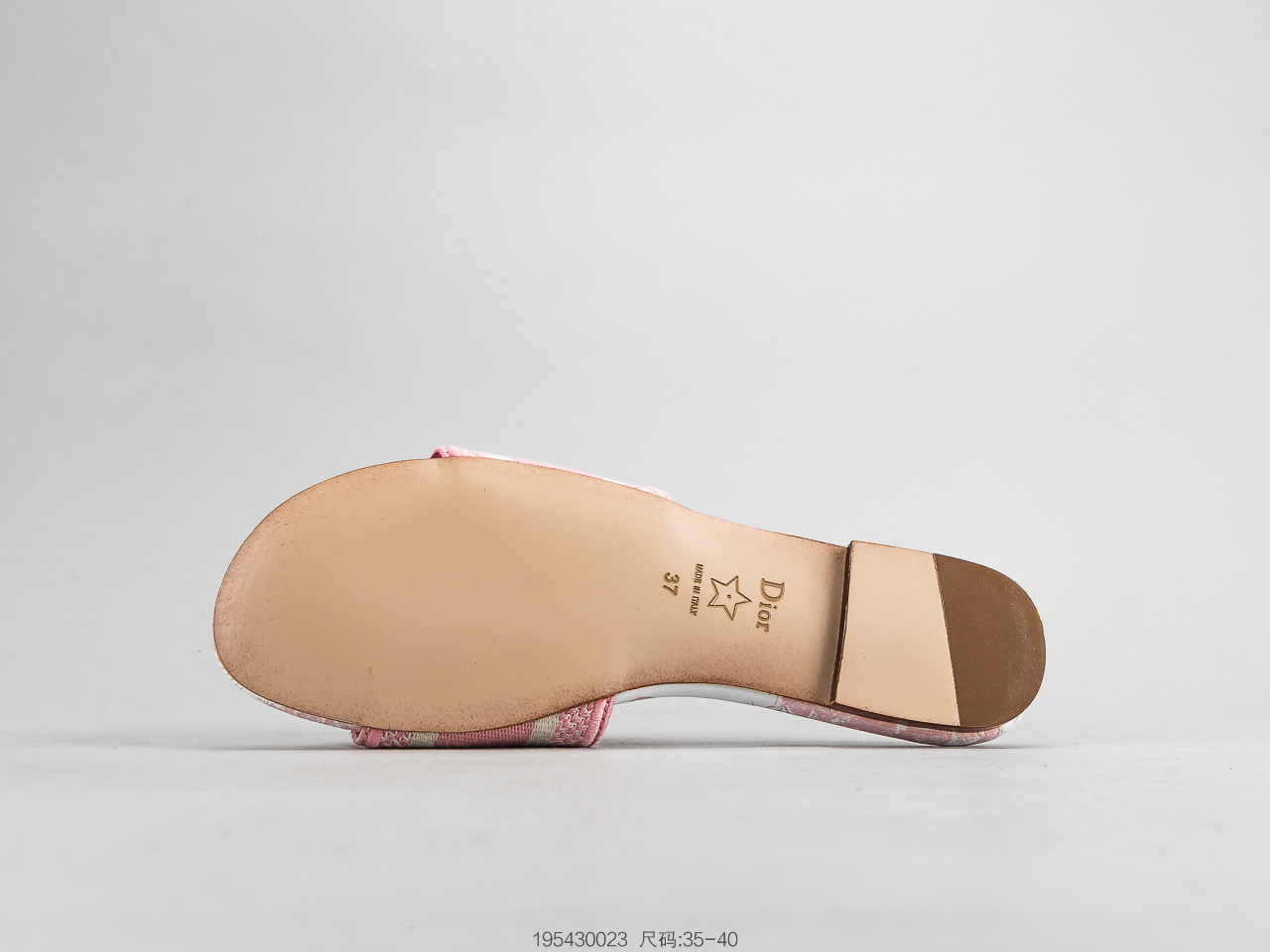 170  拖鞋系列  [Dior字母拖鞋] 迪奥拖鞋 2019早春款 4色可选