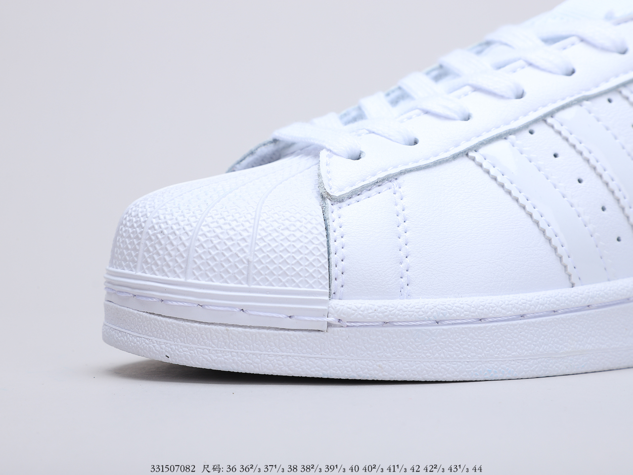 150 阿迪达斯Adidas Superstar 三叶草贝壳头  城市限定  货号：FW2857