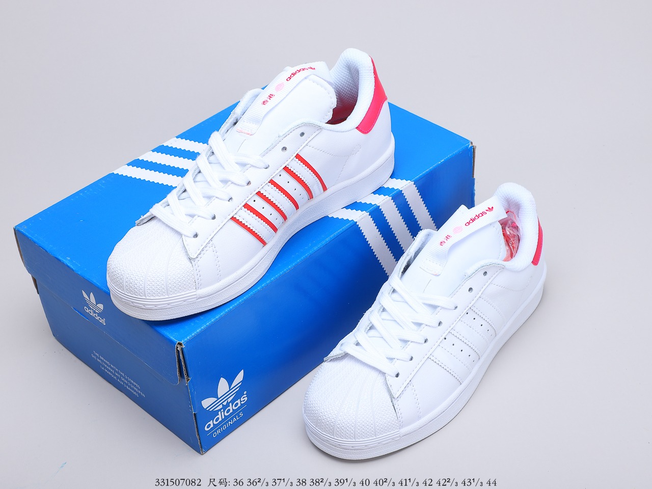 150 阿迪达斯Adidas Superstar 三叶草贝壳头  货号：FW2855