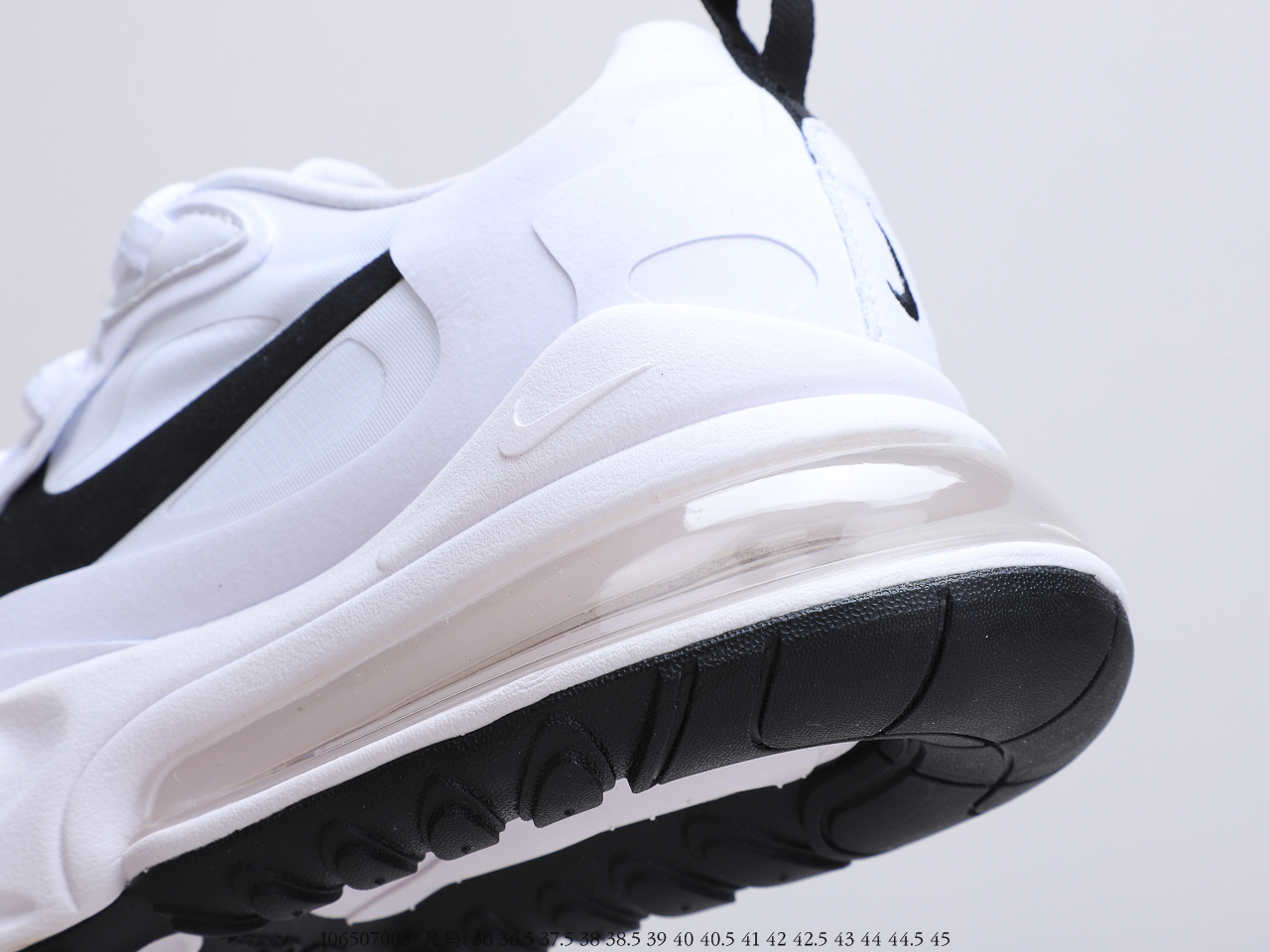 160 耐克NIKE AIR MAX 270 React 半掌气垫跑步鞋 货号：CI3899-101