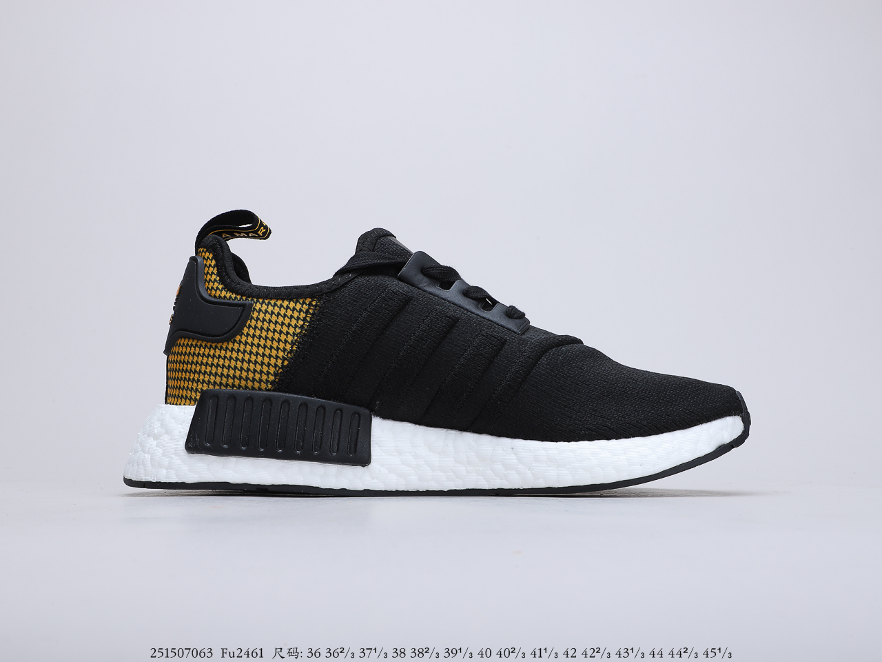 190公司级真爆 NMD 黑粉色 撞色 拼色 作为 adidas 曾经的杀手锏系列货号：FU2461