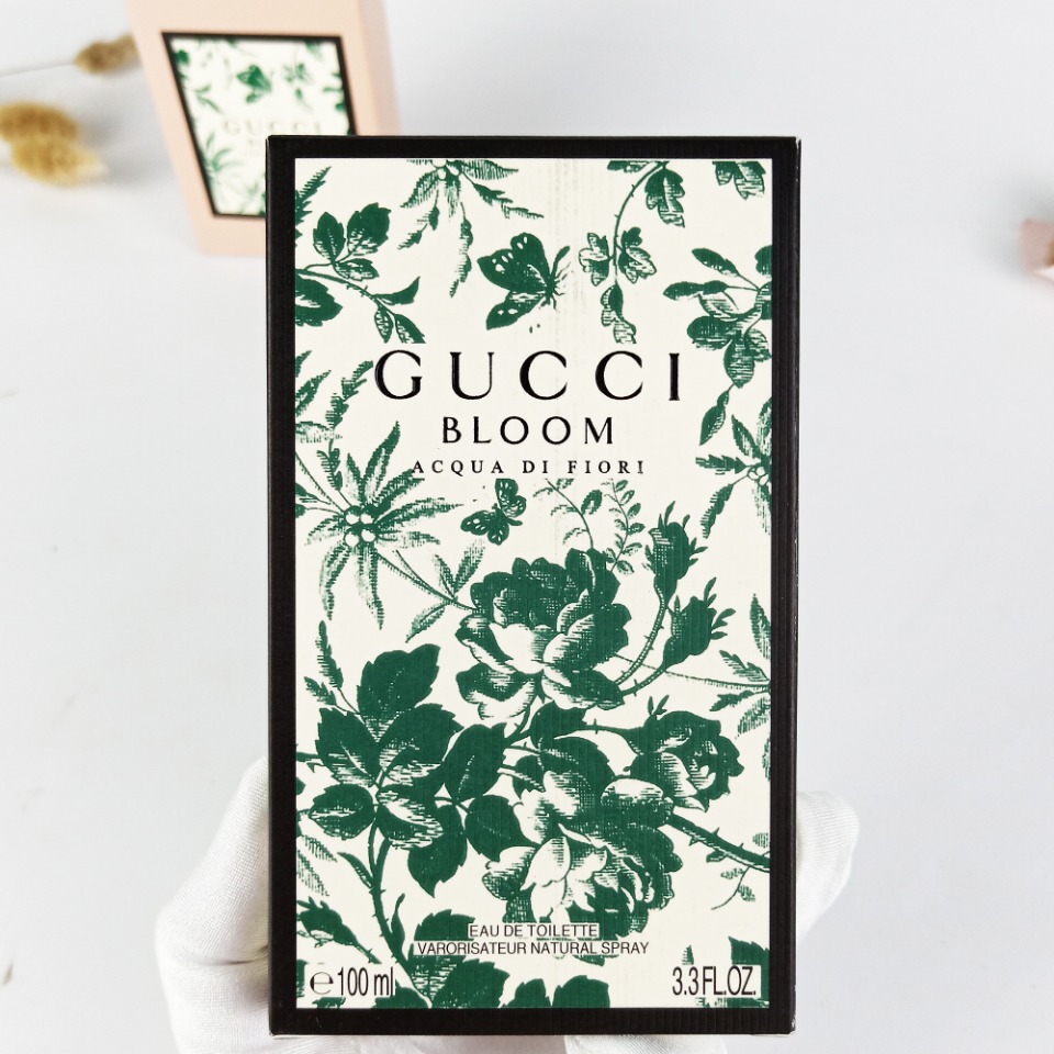 90💰原单品质
实拍
古驰2018新款 Gucci Bloom绿色繁花之水女士香水100ml
香调：花香调
前调：白波斯树脂叶、黑醋栗芽
中调：晚香玉、茉莉、使君子
基调：檀木、麝香