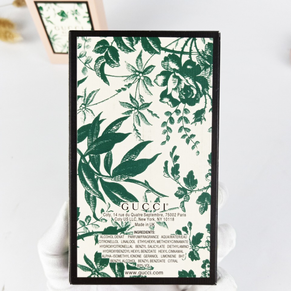 90💰原单品质
实拍
古驰2018新款 Gucci Bloom绿色繁花之水女士香水100ml
香调：花香调
前调：白波斯树脂叶、黑醋栗芽
中调：晚香玉、茉莉、使君子
基调：檀木、麝香