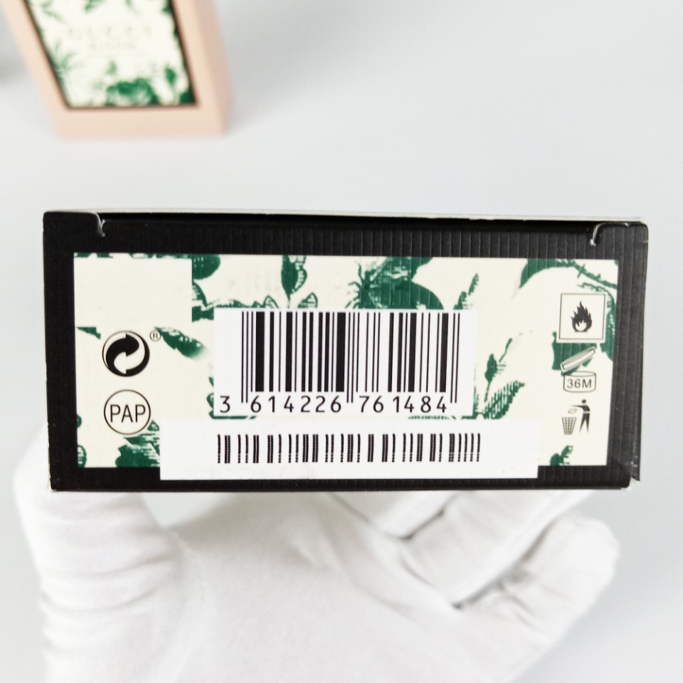 90💰原单品质
实拍
古驰2018新款 Gucci Bloom绿色繁花之水女士香水100ml
香调：花香调
前调：白波斯树脂叶、黑醋栗芽
中调：晚香玉、茉莉、使君子
基调：檀木、麝香