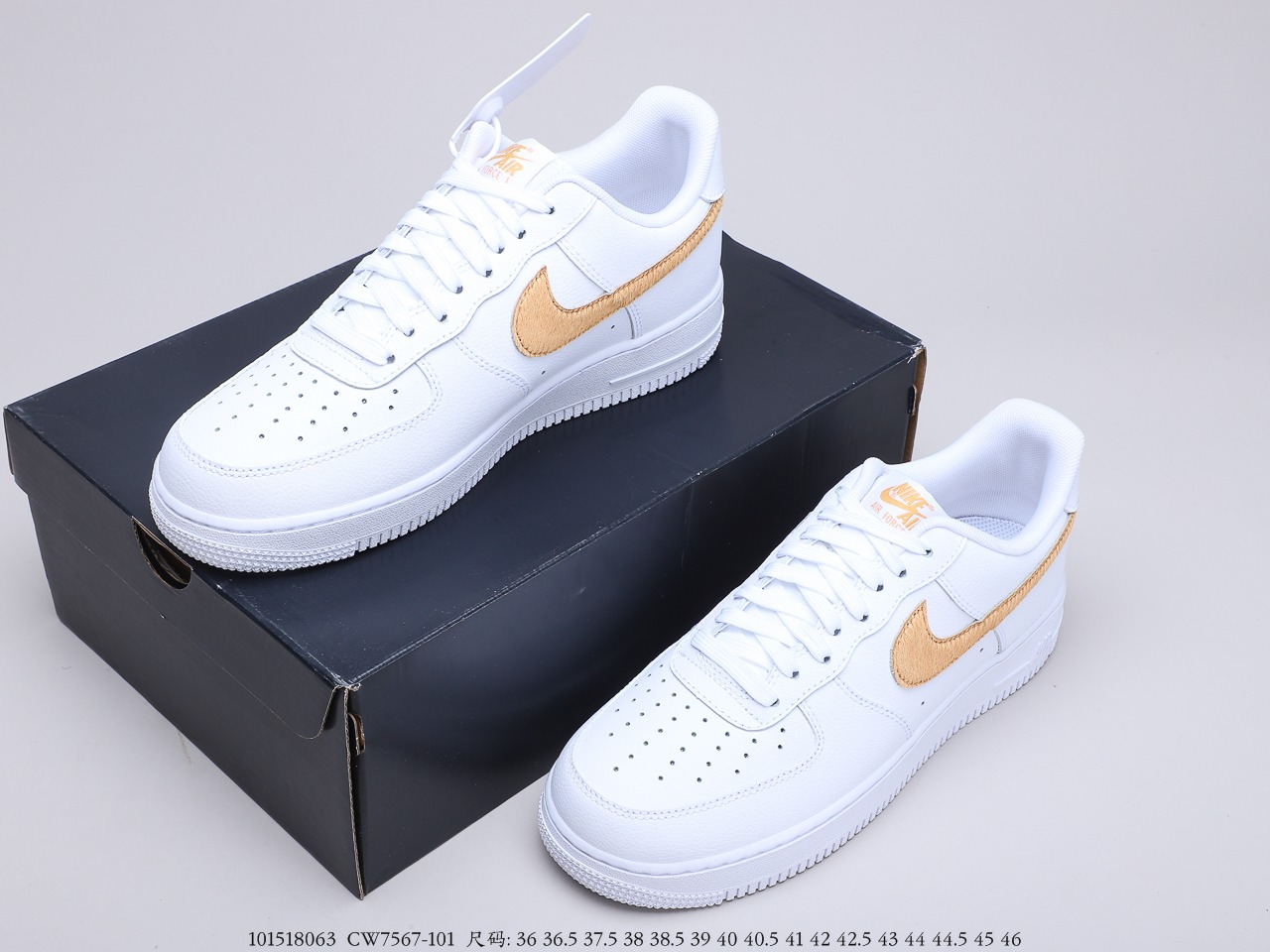 190公司级 耐克Air Force 1白蓝蛇纹 马毛打造 在保证清爽的配色同时 货号：CW7567-101