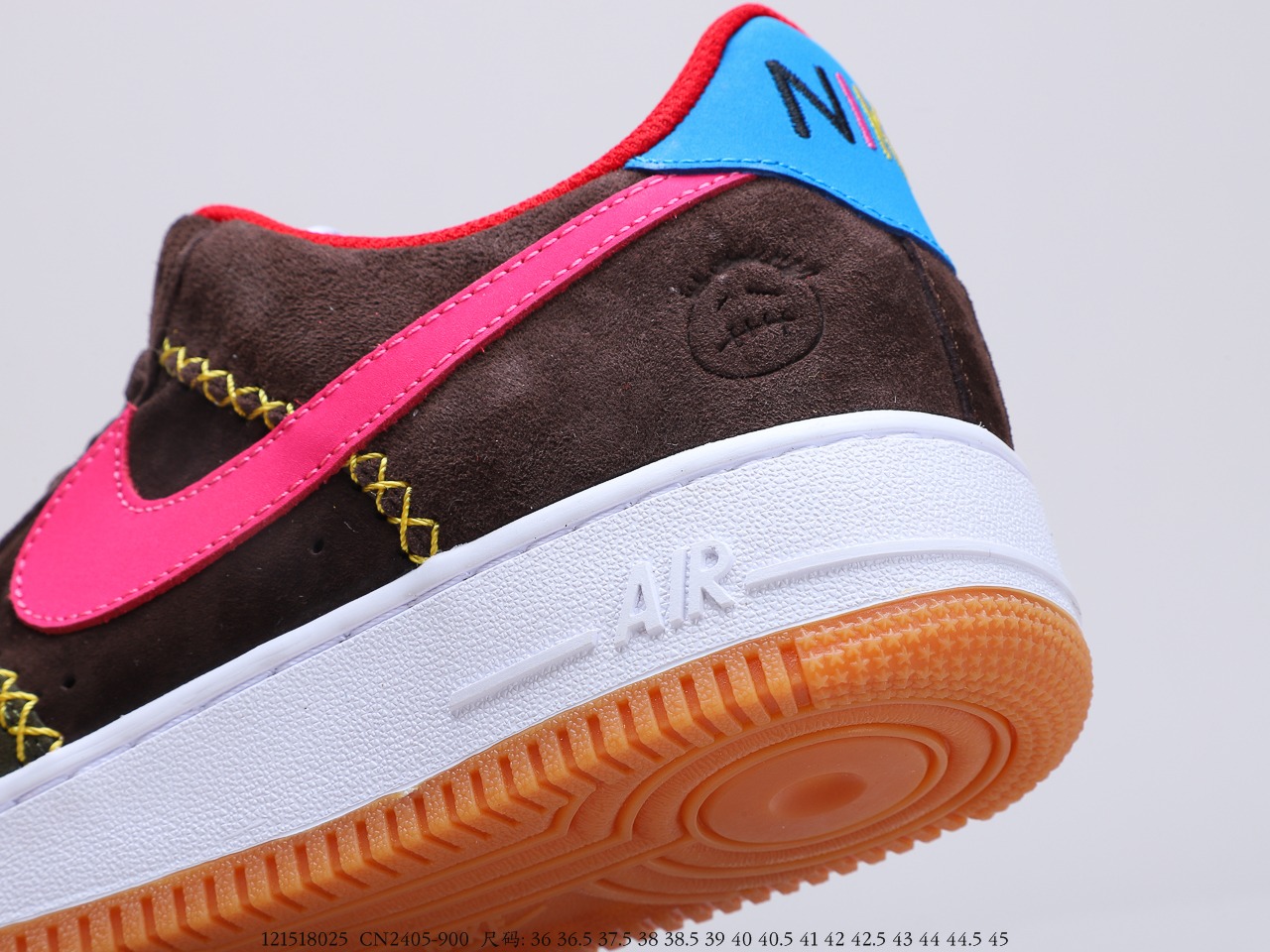270 公司级 耐克Nike Travis Scott x Nike Air Force 1 TS YY超限量联名 空军一号低帮运动休闲板鞋 货号 CN2405-900