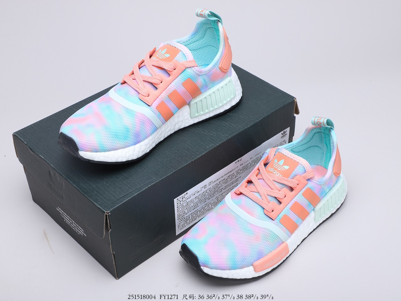 210公司级巴斯夫 阿迪达斯 Adidas Boost NMD R1“七彩珊瑚粉” 针织面街头风经典百搭跑步鞋 货号:FY1271-莆田鞋,莆田鞋货源,高仿鞋,高仿鞋货源,安福档口,莆田高仿鞋,莆田鞋批发,高仿鞋批发,莆田高仿运动鞋,高仿运动鞋,莆田运动鞋 210公司级巴斯夫 阿迪达斯 Adidas Boost NMD R1“七彩珊瑚粉” 针织面街头风经典百搭跑步鞋 货号:FY1271