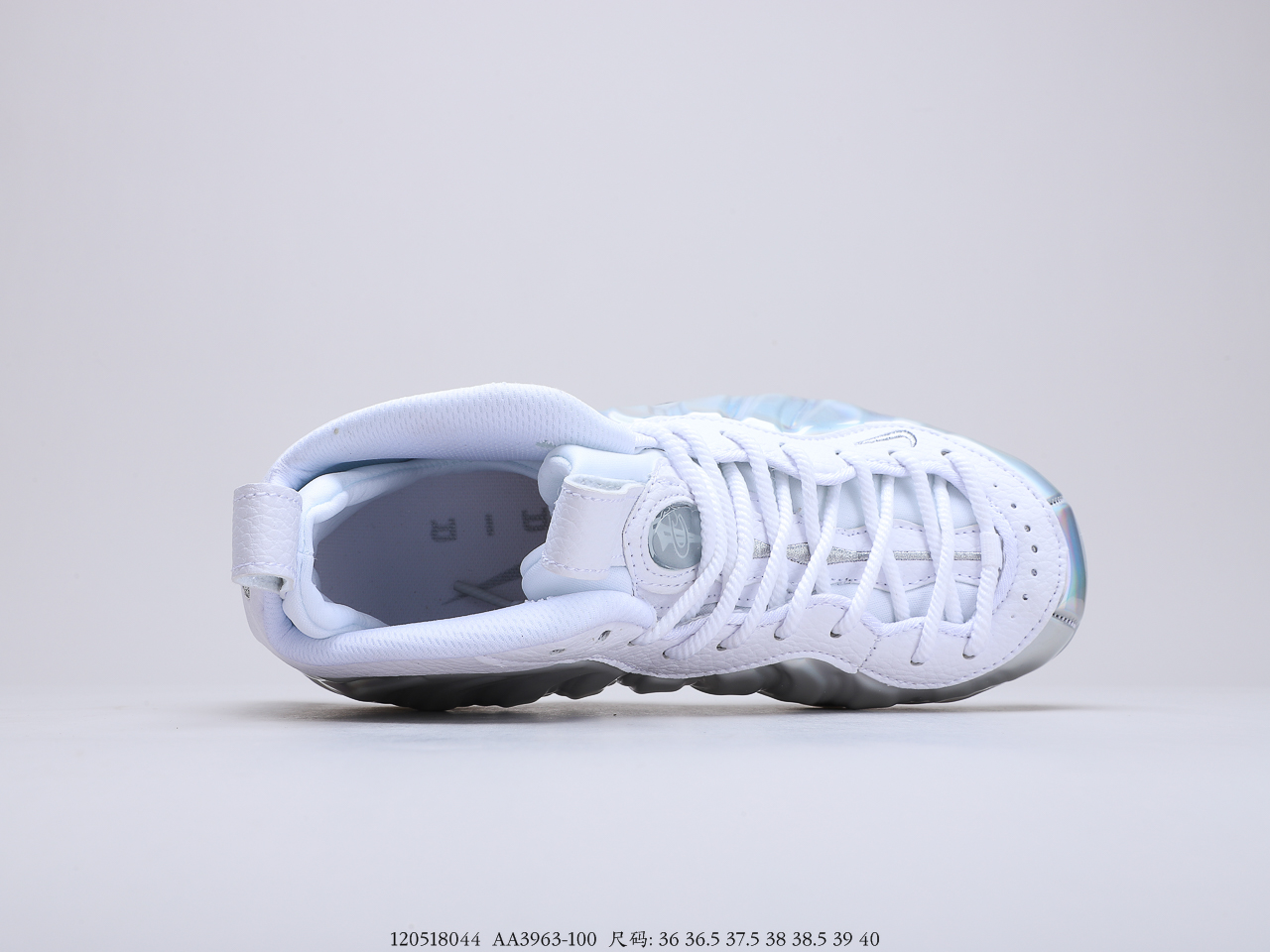 230 耐克 Nike Air Foamposite One 白伯爵喷透明喷超级好看的 货号：AA3963-100