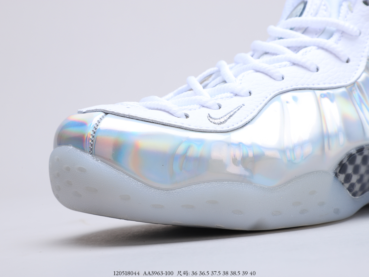 230 耐克 Nike Air Foamposite One 白伯爵喷透明喷超级好看的 货号：AA3963-100