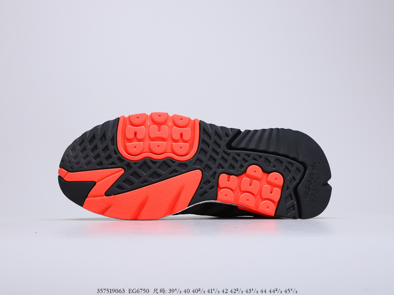 190公司级真爆 Adidas Nite Jogger 2019 Boost 联名夜行者复古跑鞋 极具复古风格鞋头EG6750