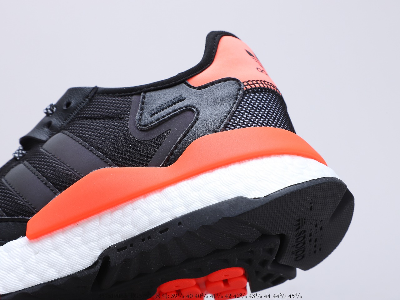 190公司级真爆 Adidas Nite Jogger 2019 Boost 联名夜行者复古跑鞋 极具复古风格鞋头EG6750