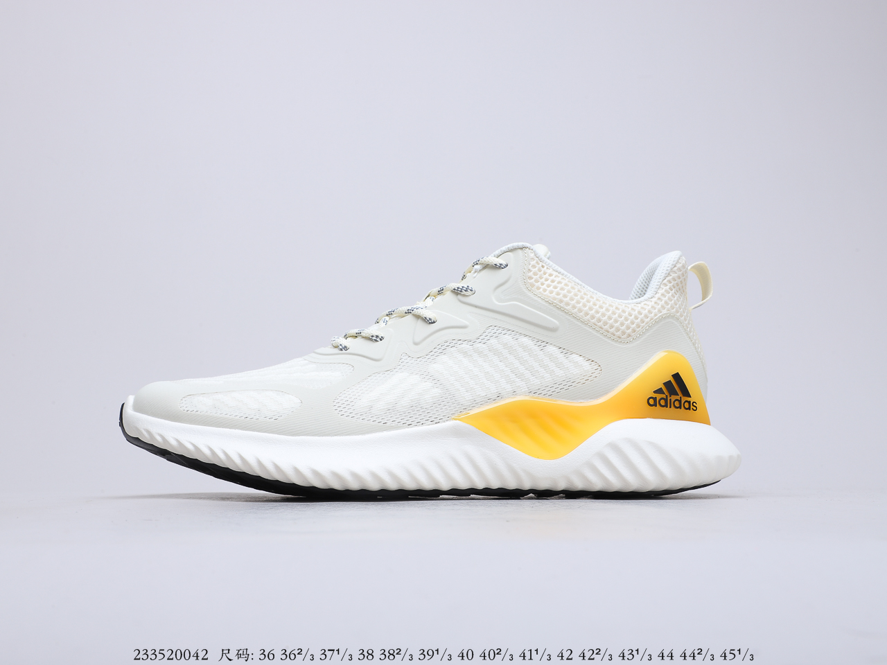 130 阿迪达斯Adidas AlphaBounce Beyond W 阿尔三法代 Bouncetm中底与Forged Mesh 外加牌马大底 货号：B43615