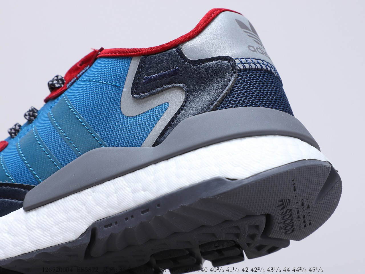 210公司级巴斯夫 阿迪达斯 adidas Nite Jogger Boost X3M 联名系列 复古跑鞋 货号：EE5872