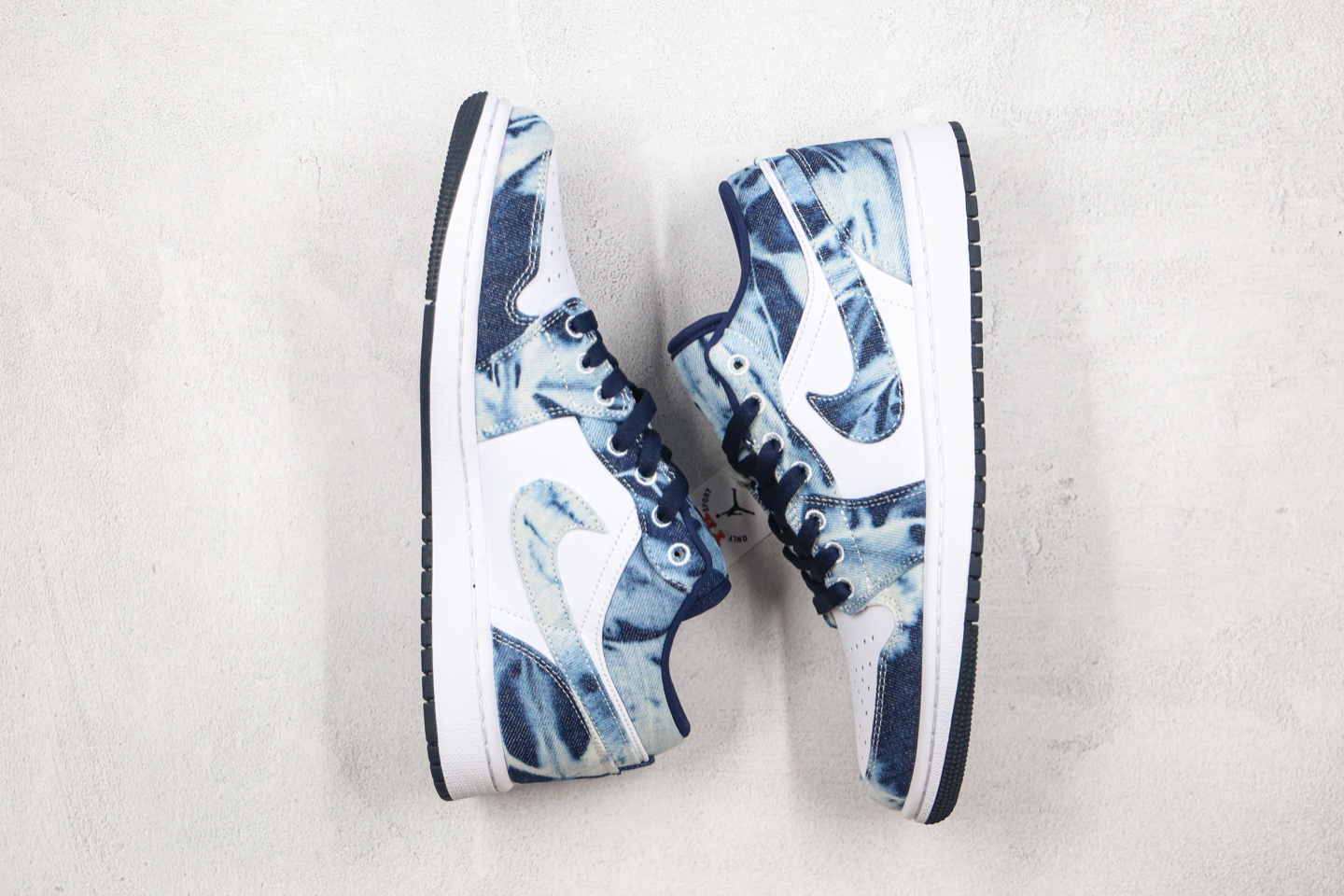 200 公司级 YH 乔丹 低帮 AJ1 水洗丹宁 牛仔蓝色 Air Jordan 1 Low CZ8455-100