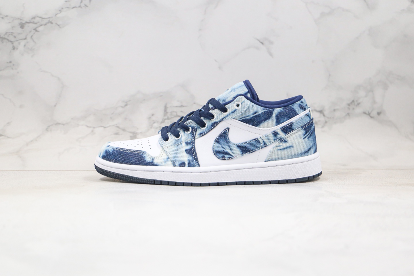 200 公司级 YH 乔丹 低帮 AJ1 水洗丹宁 牛仔蓝色 Air Jordan 1 Low CZ8455-100
