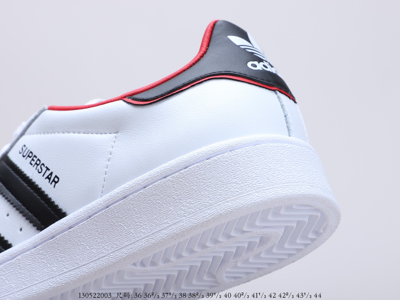160 三叶草 Adidas Superstar 黑红刺绣 贝壳头经典百搭休闲运动板鞋 货号FW6384