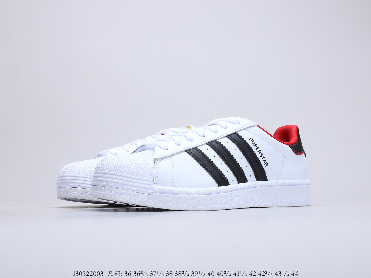 160 三叶草 Adidas Superstar 黑红刺绣 贝壳头经典百搭休闲运动板鞋 货号FW6384