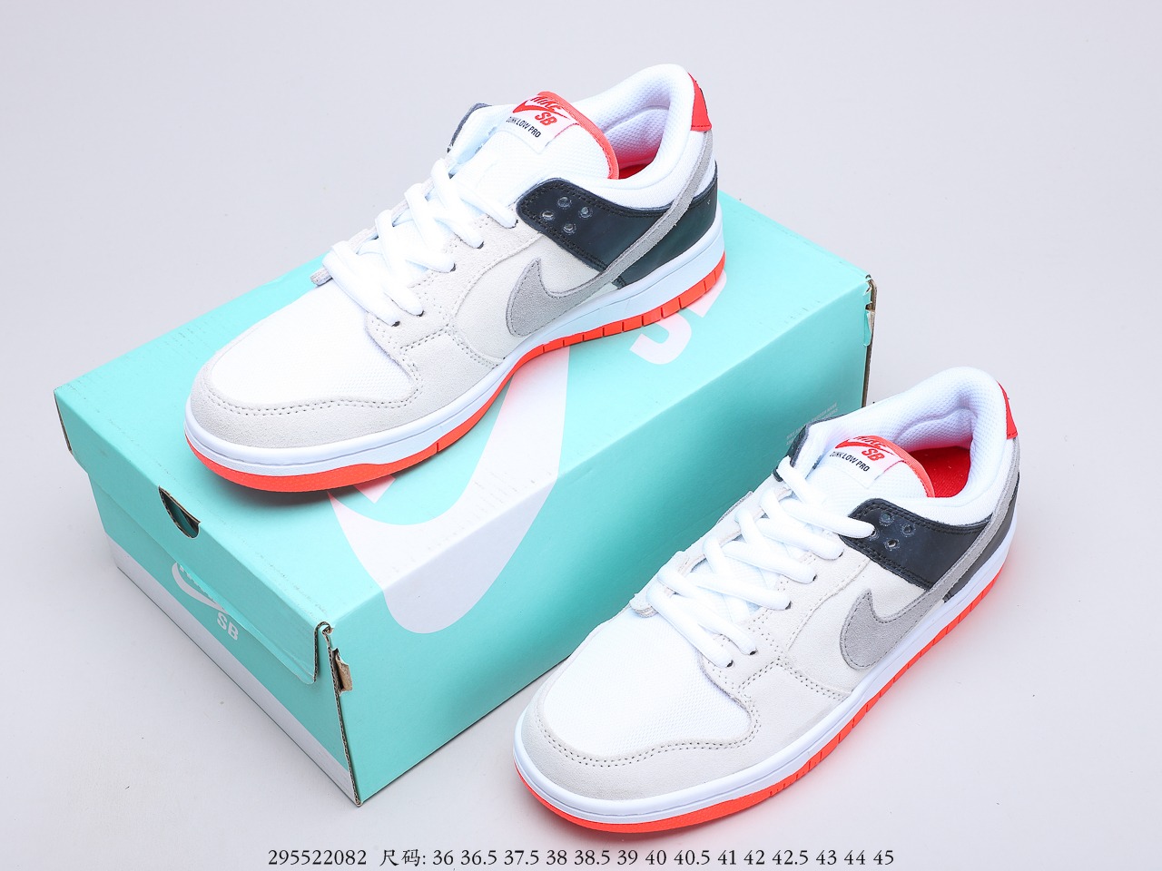 150 耐克 Nike Dunk SB Low Pro ISO 红外线 货号：CD2563-004