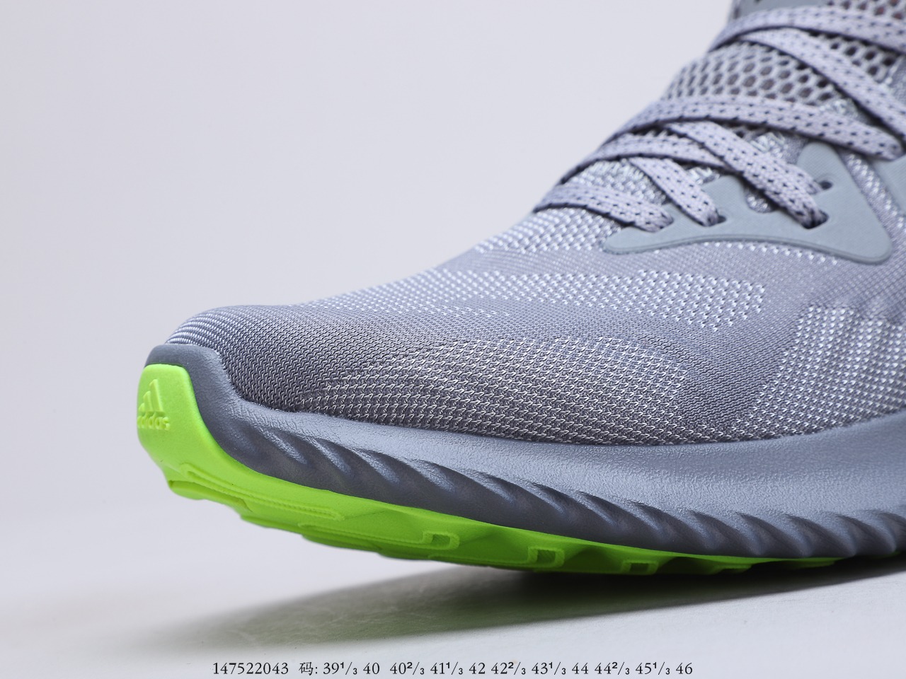 180 阿迪达斯 Adidas AlphaBounce 阿尔法三代 时尚休闲慢跑鞋  货号：B89093