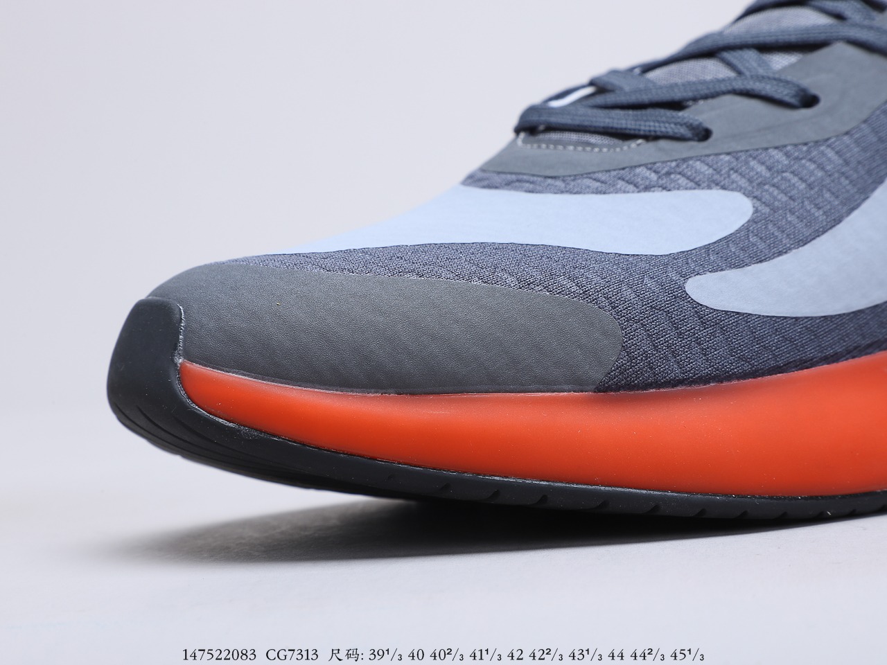 200 阿迪达斯 AlphaBounce Beyond m 阿尔法 网面休闲跑步鞋 防水袋 货号：CG7313