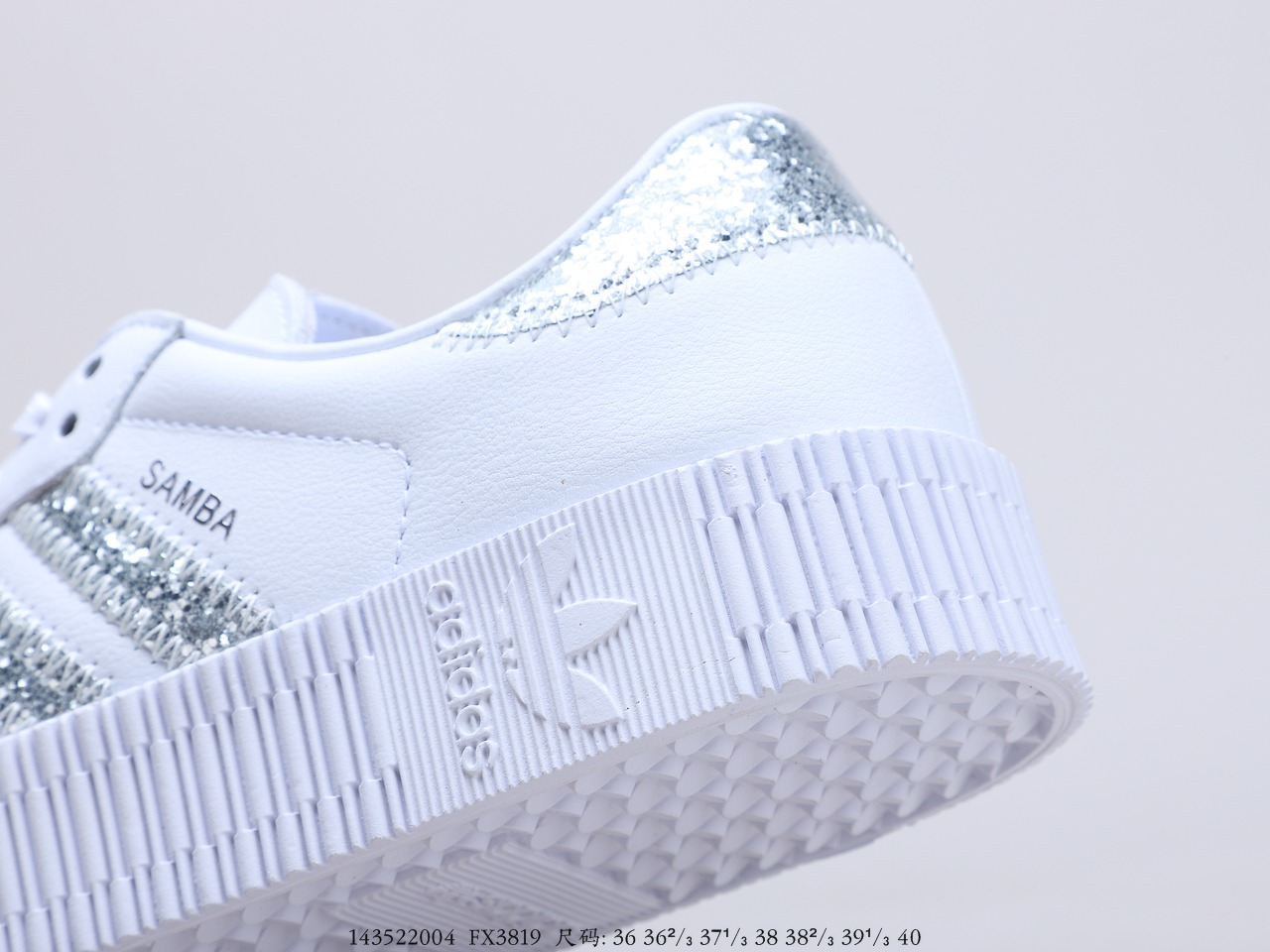 210 阿迪达斯Adidas 三叶草 Originals Samba Rose W 桑巴系列松糕百搭经典板鞋鞋 货号：FX3819