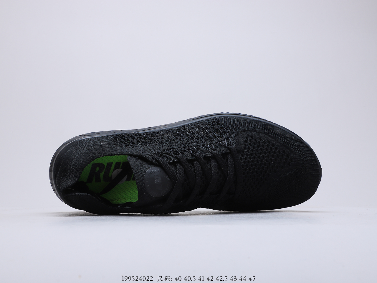 120 耐克NIKE FREE RN FLYKNIT 赤足轻便跑鞋功能赤足大底，针织弹性原面 货号： 942839
