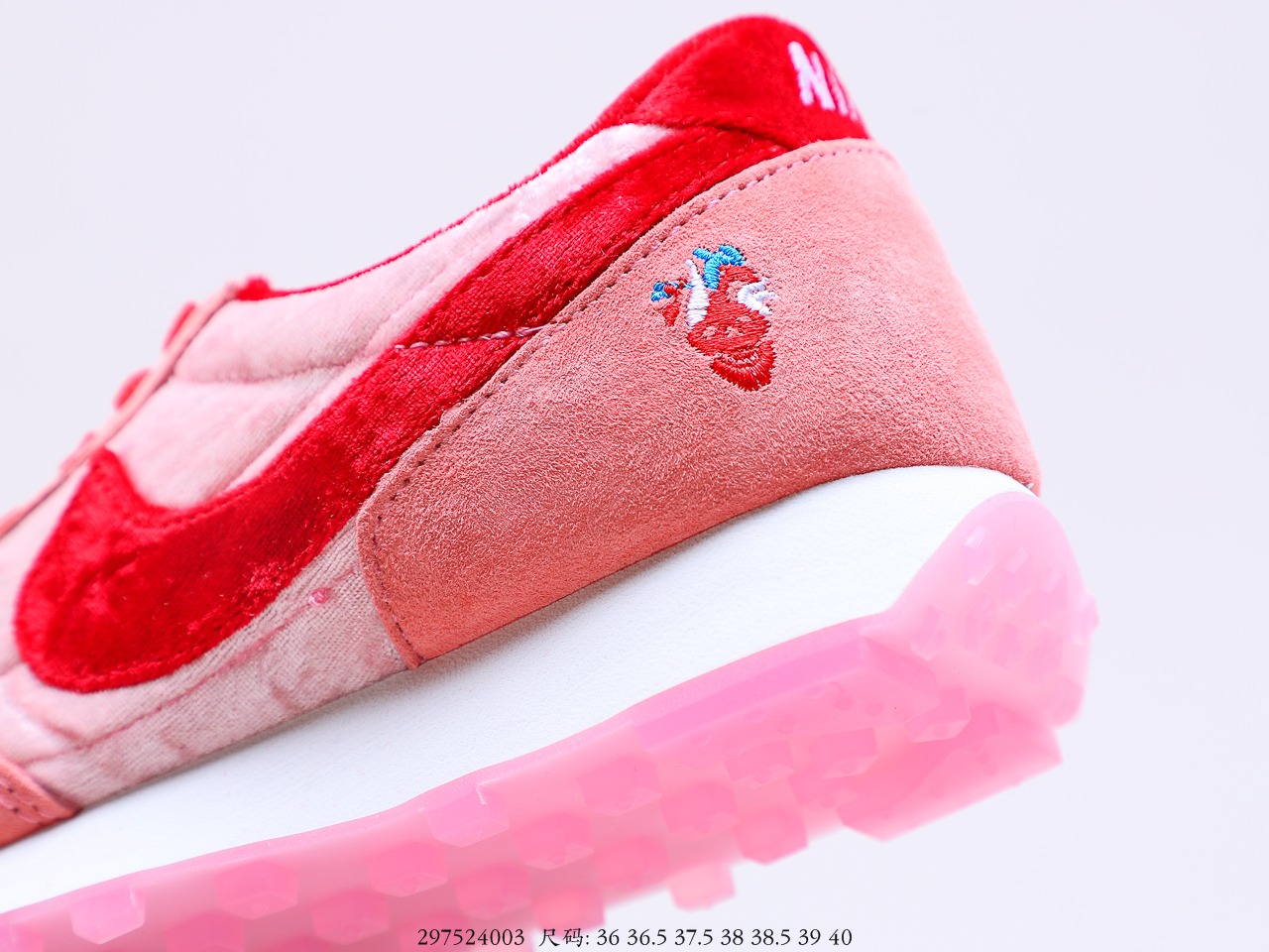 160 Strangelove x 耐克Nike Wmns Air Daybreak 破晓系列华夫复古休闲运动慢跑鞋华夫鞋 货号：BV7725-800