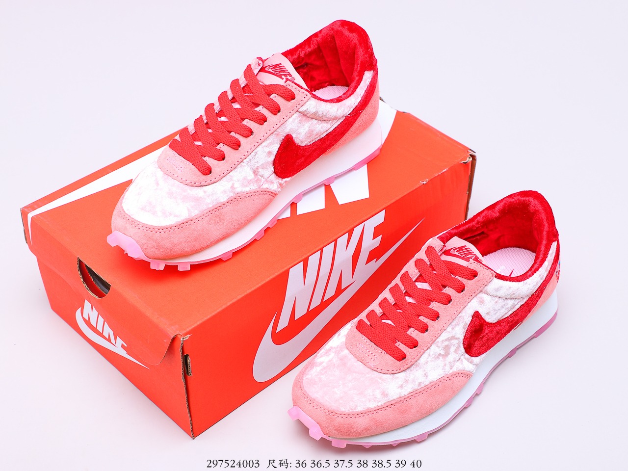 160 Strangelove x 耐克Nike Wmns Air Daybreak 破晓系列华夫复古休闲运动慢跑鞋华夫鞋 货号：BV7725-800