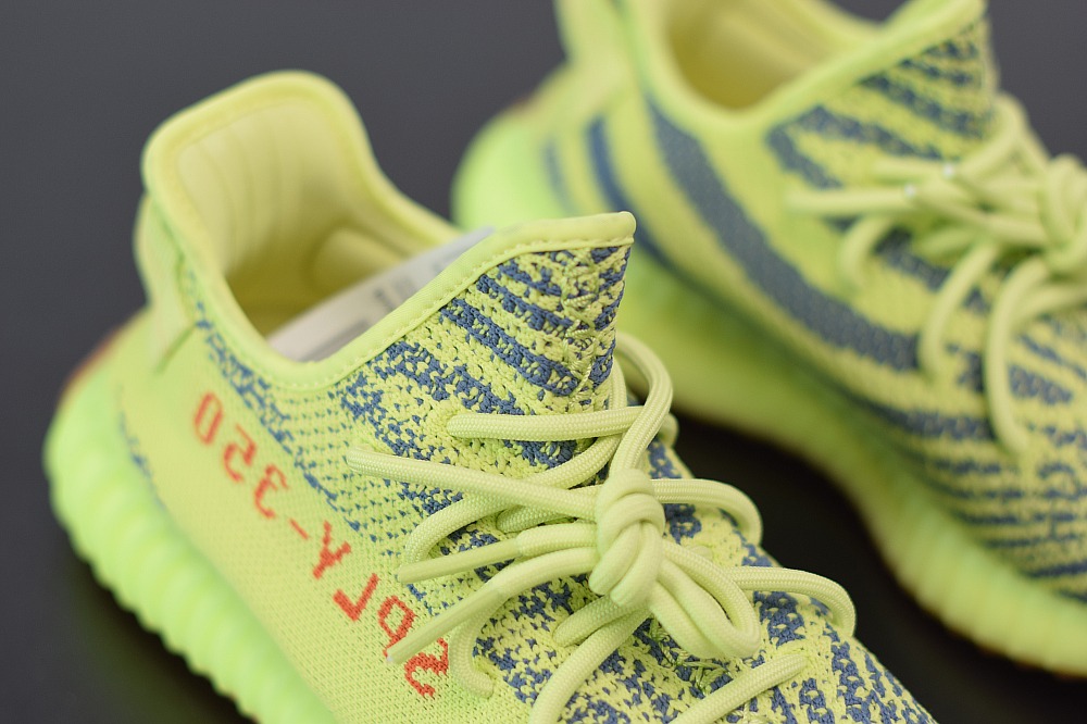 Yeezy Boost 350V2 黄斑马麦当劳配色 椰子运动跑鞋 官方货号: FB37572