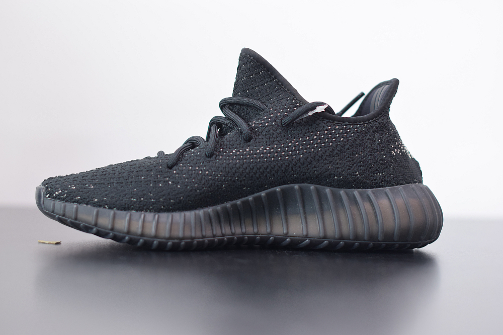 Yeezy Boost 350V2黑白色 经典黑白椰子运动跑鞋 货号:BY1604